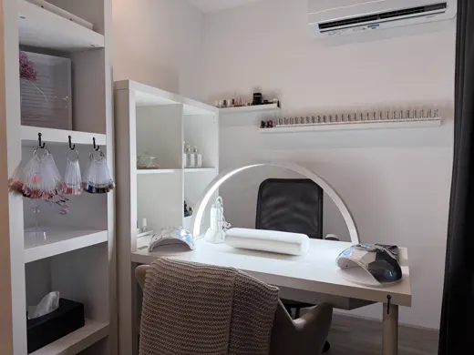 Notranjost EK Beauty Salon v Polzeli